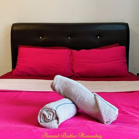 Peanut Butter Homestay #Trefoil Setia City Сетія-Алам Екстер'єр фото