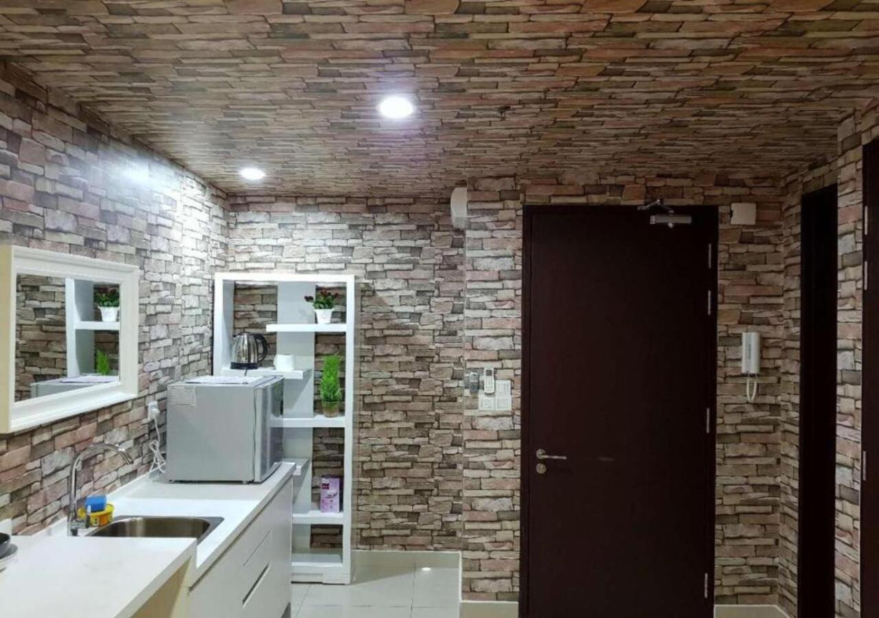 Peanut Butter Homestay #Trefoil Setia City Сетія-Алам Екстер'єр фото